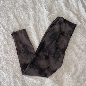 Womans Tie-Dye Leggings